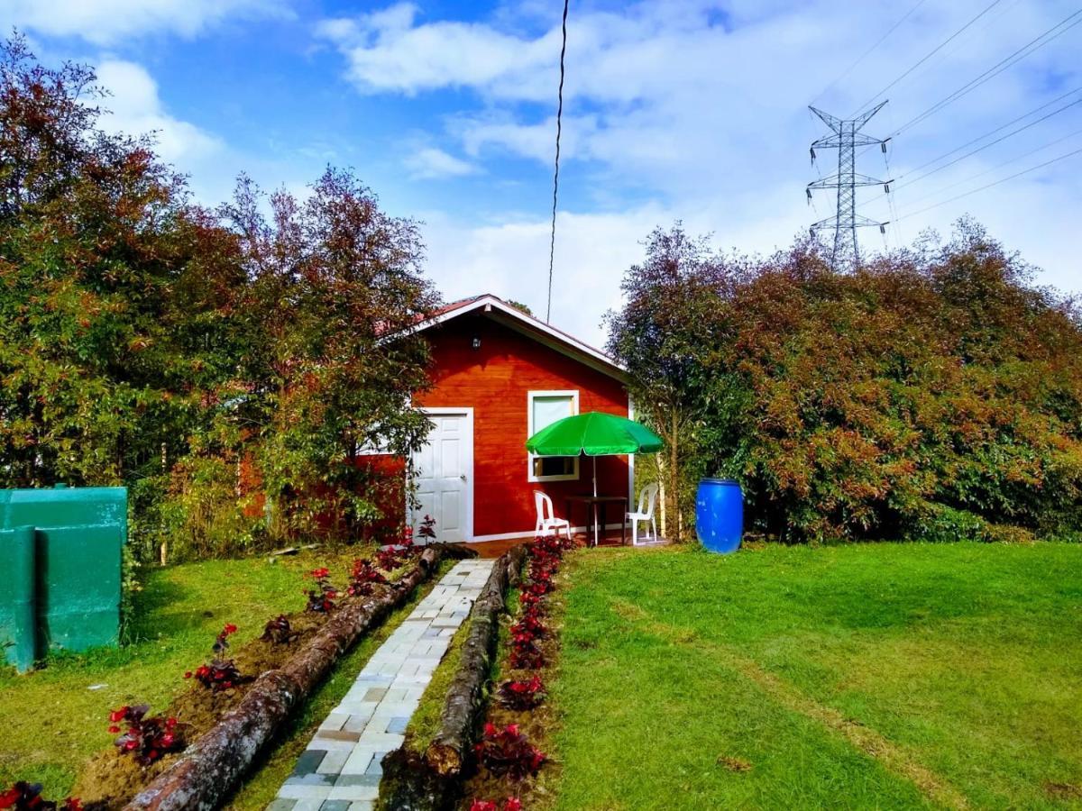 Santaelena -chalets De Montana- Santa Elena (Antioquia)