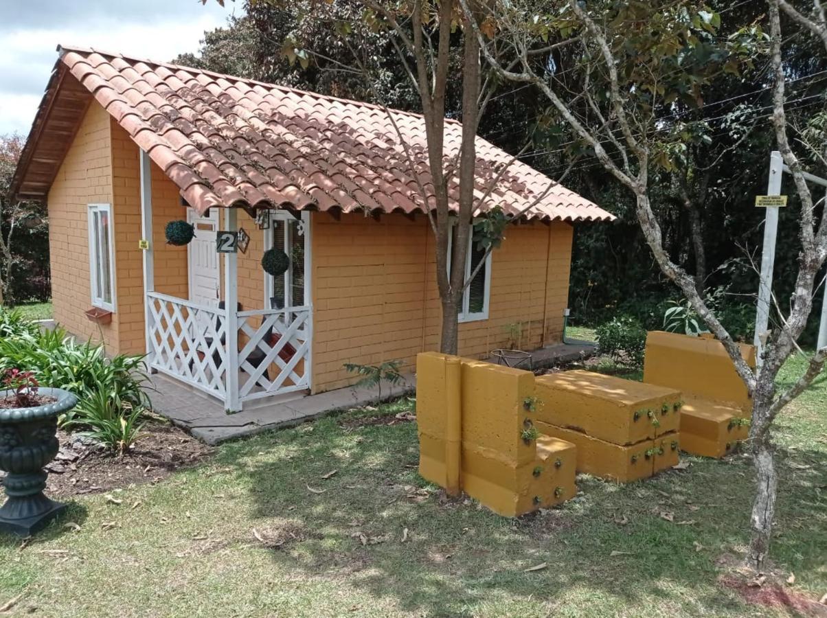 Santaelena -chalets De Montaña- * Santa Elena (Antioquia)