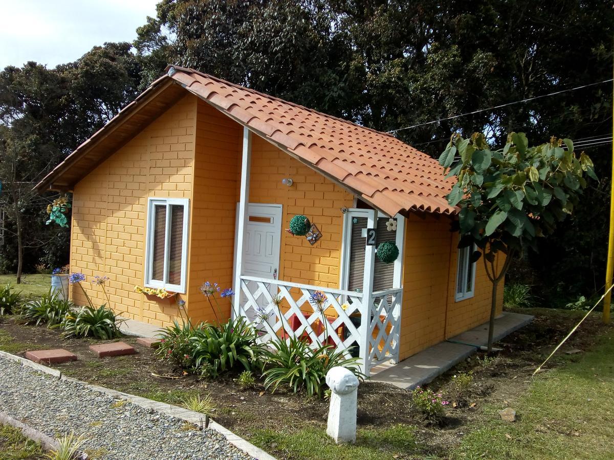 Chalet Santaelena -chalets De Montaña- Santa Elena (Antioquia)